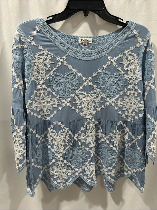 Kindred Tops - Anthropologie Kindred Light Blue intricate Embroidered Pheasant Top EUC